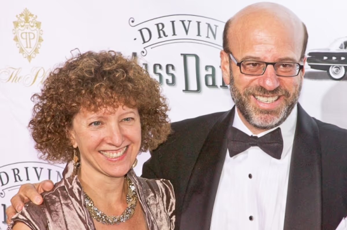 Larry Hirschhorn and his wife, Melissa, at Driving Miss Daisy